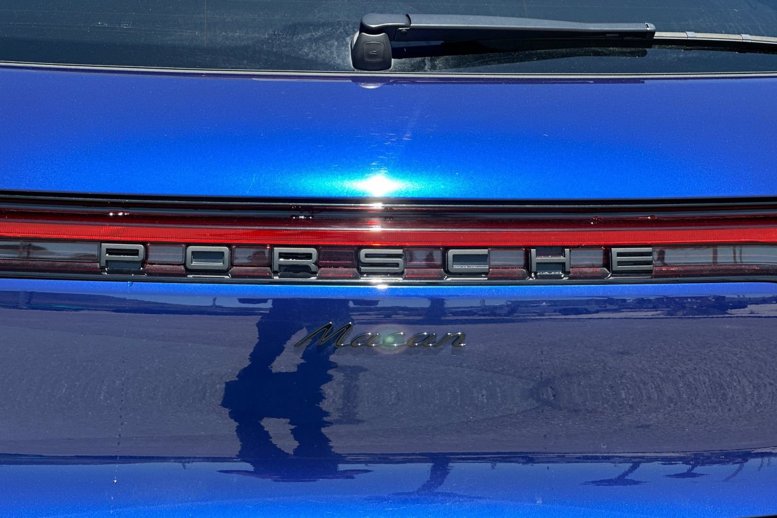 Used 2024 Porsche Macan AWD/4WD image 39