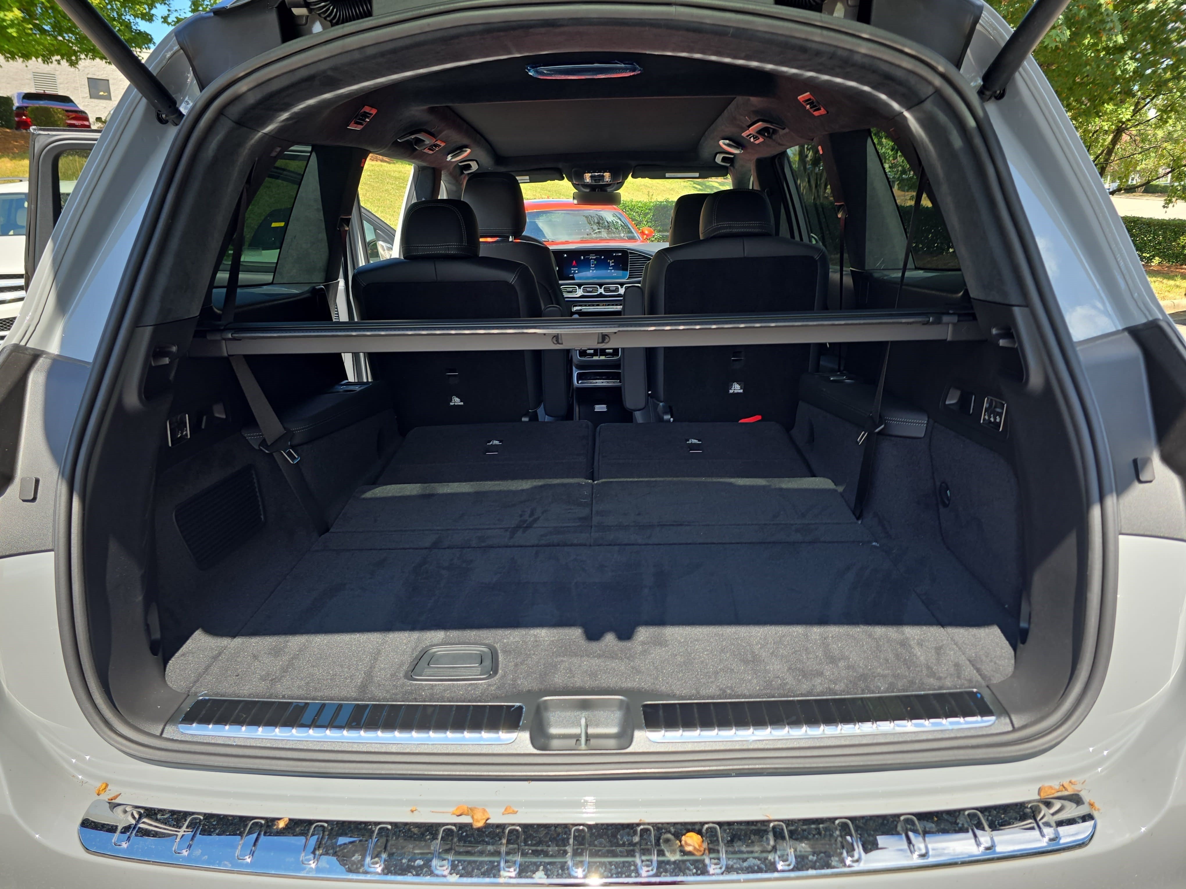 New 2026 Mercedes-Benz GLS 63 AMG 4MATIC image 13