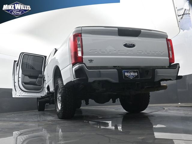 Used 2025 Ford F250 XL w/ XL Chrome Package image 30