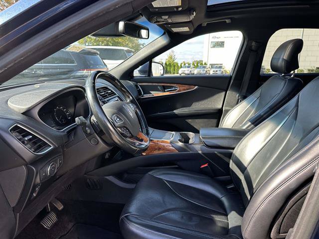 Used 2017 Lincoln MKX Reserve w/ Lincoln MKX Climate Package AWD/4WD image 33