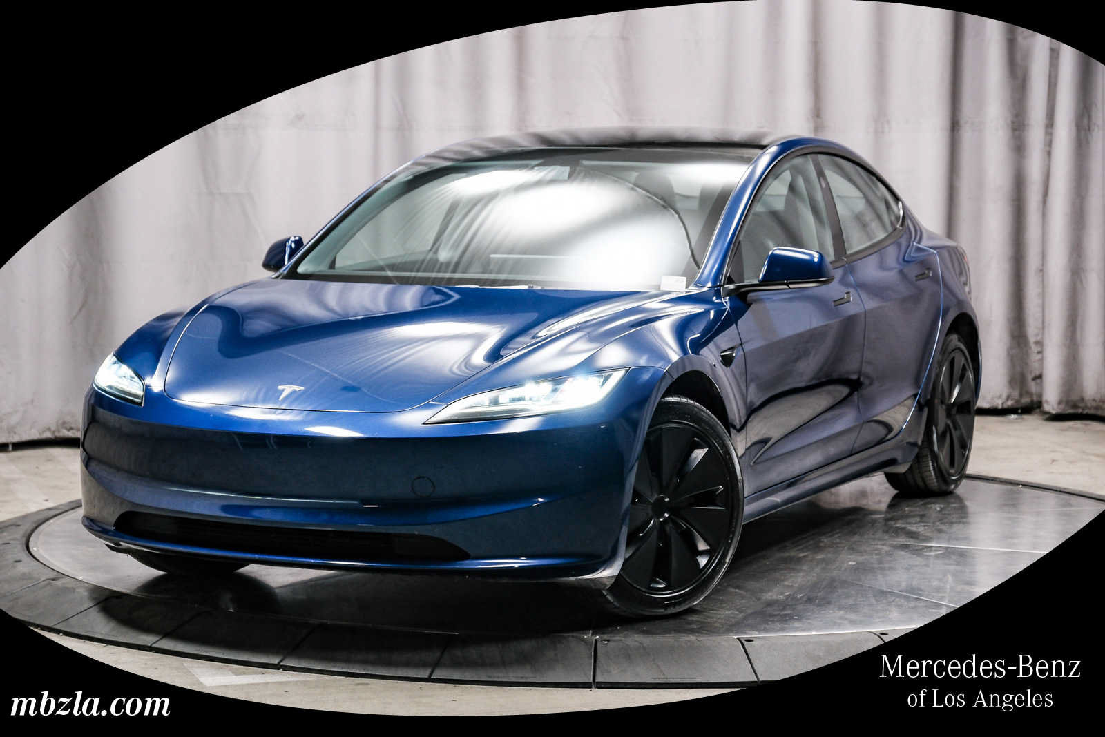 Used 2024 Tesla Model 3 Standard Range RWD image 1