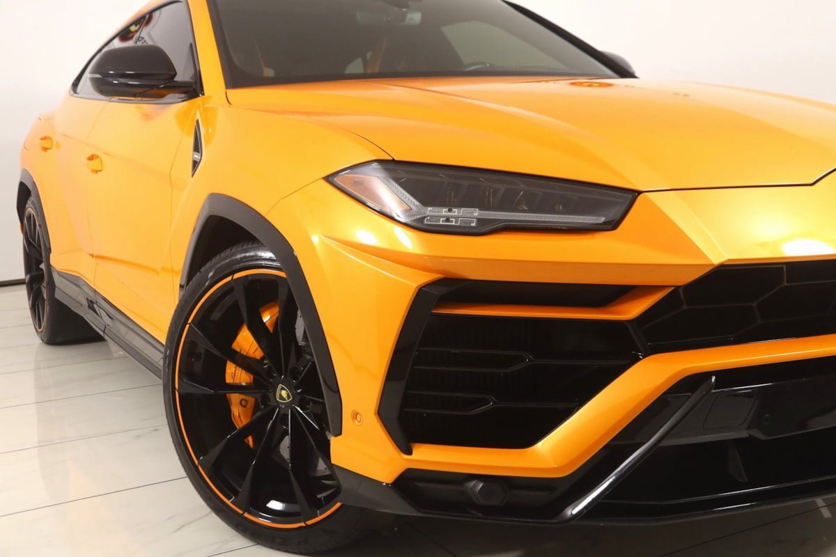 Used 2021 Lamborghini Urus AWD/4WD image 26