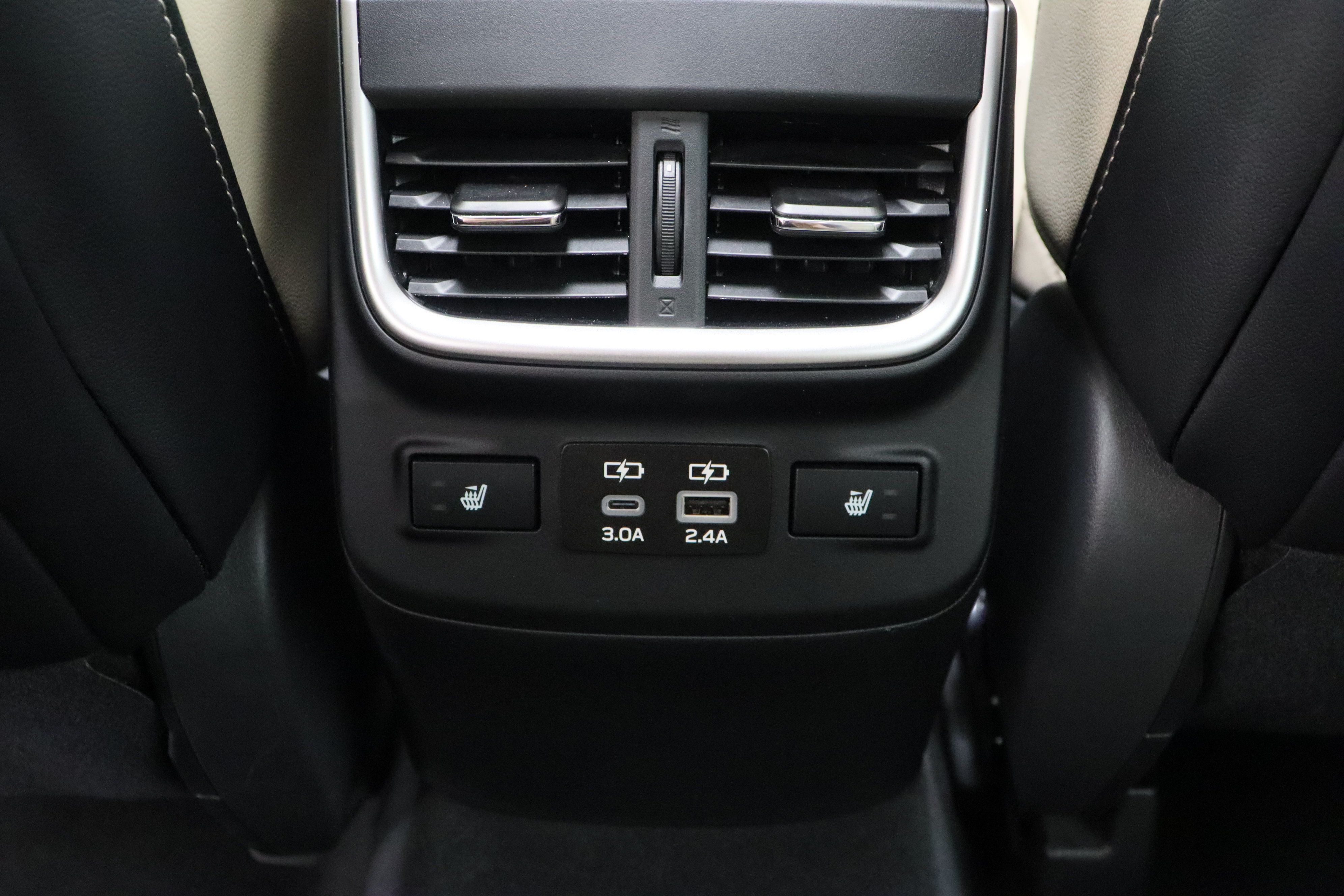 Used 2025 Subaru Legacy Limited AWD/4WD image 31
