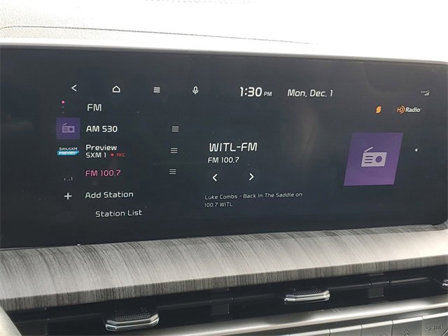 Used 2023 Kia Telluride AWD image 26