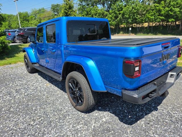 Used 2023 Jeep Gladiator Overland AWD/4WD image 11