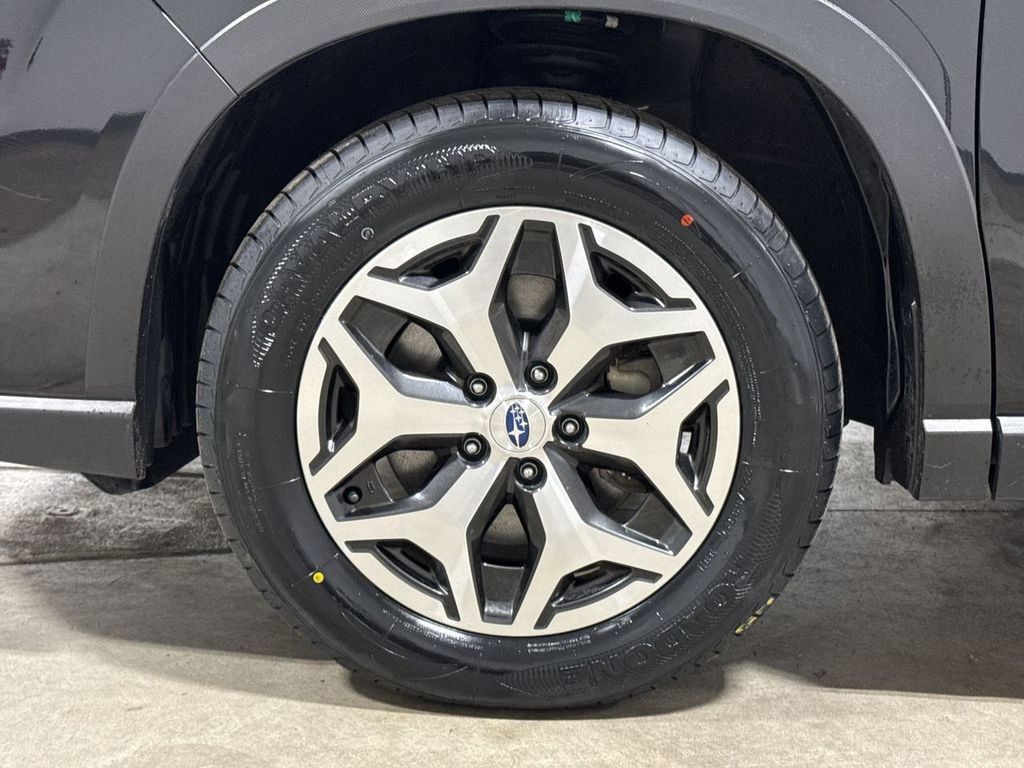 Used 2024 Subaru Forester Premium image 27