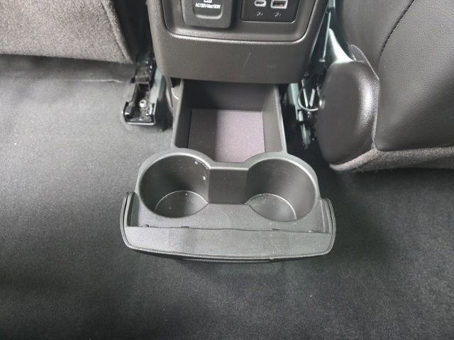 Used 2023 GMC Acadia SLT w/ Preferred Package image 59