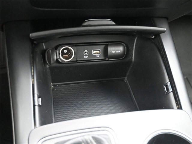 Used 2020 Kia Sorento L image 30