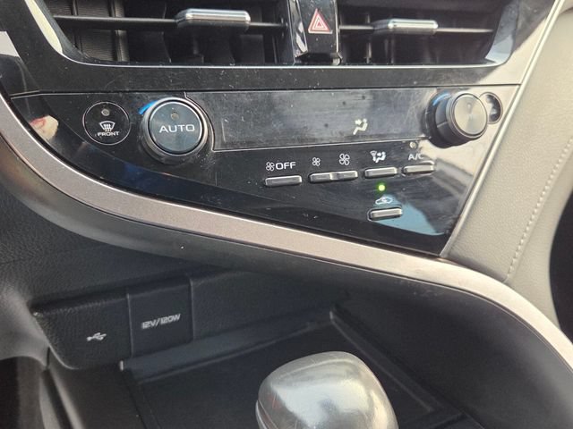 Used 2024 Toyota Camry SE FWD image 20