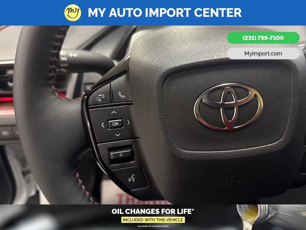 Used 2025 Toyota Prius XSE Premium w/ Limited Premium Package image 16