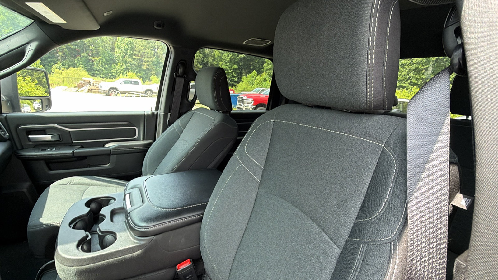 Used 2025 RAM 2500 Big Horn AWD/4WD image 17