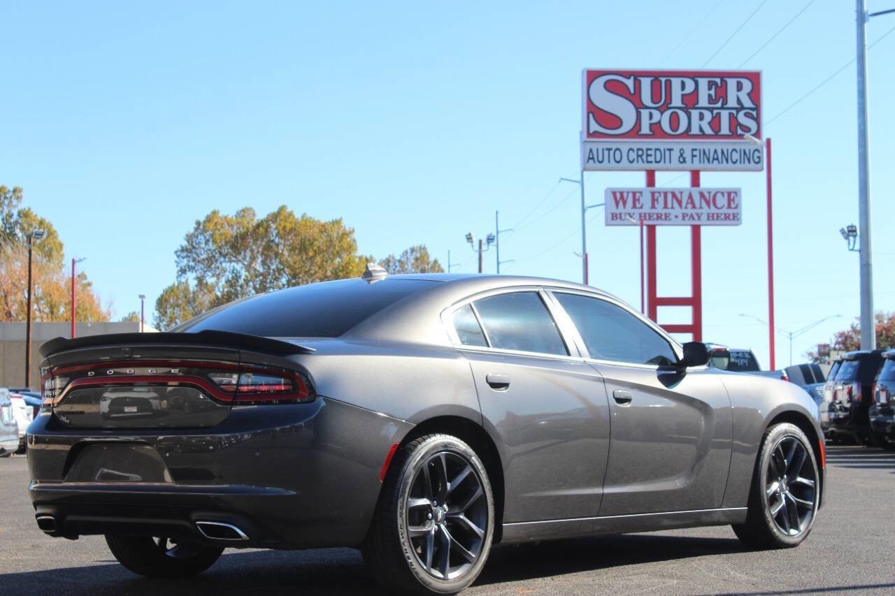Used 2023 Dodge Charger SXT w/ Blacktop Package image 4
