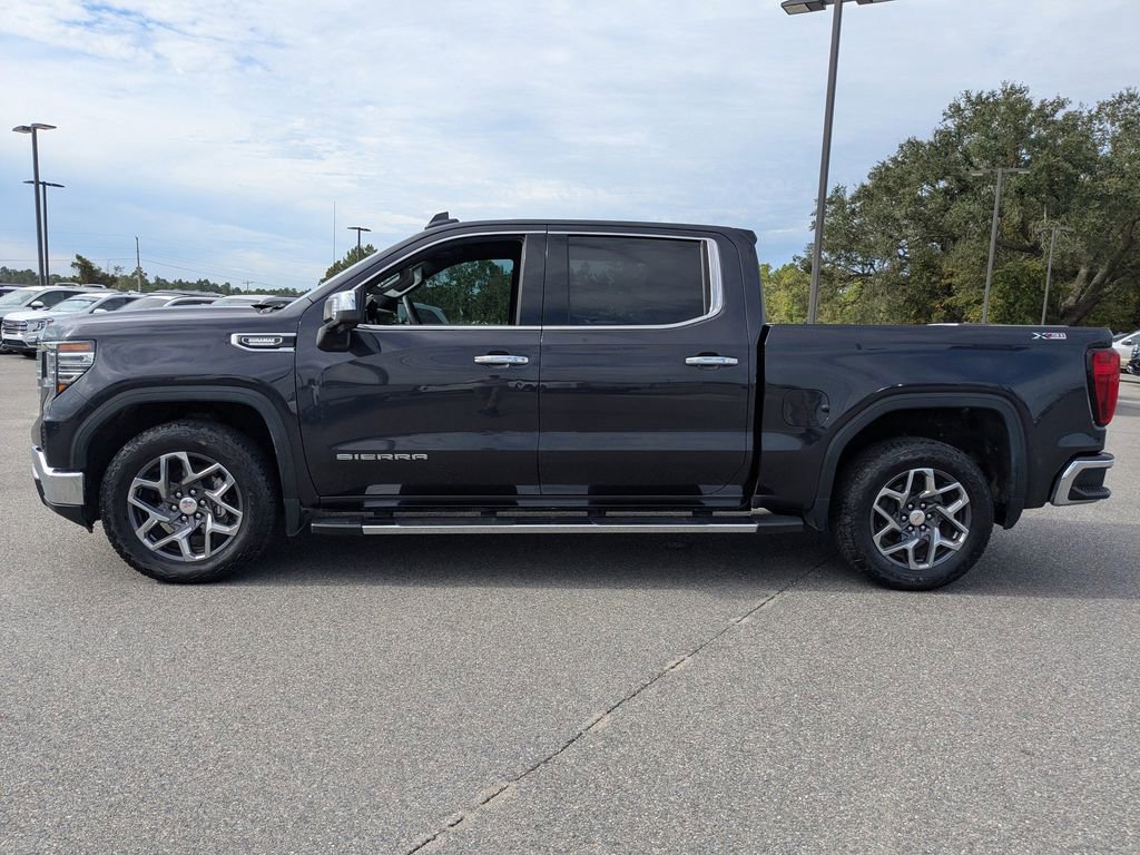 Used 2023 GMC Sierra 1500 SLT w/ SLT Premium Package image 7