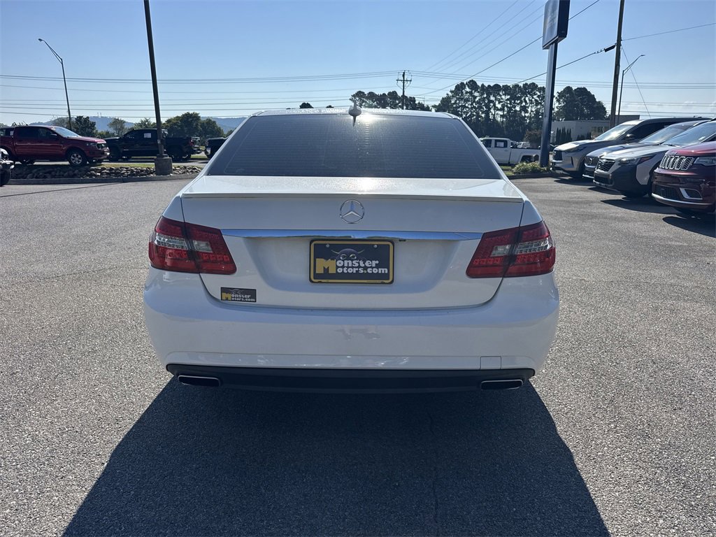 Used 2013 Mercedes-Benz E 350 4MATIC Sedan image 4