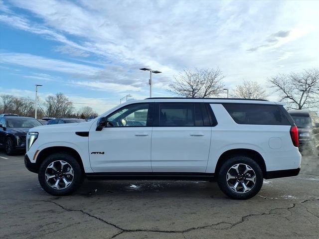 New 2026 GMC Yukon XL AT4 Ultimate AWD/4WD image 10