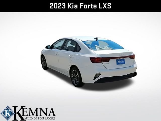 Used 2023 Kia Forte LXS image 9