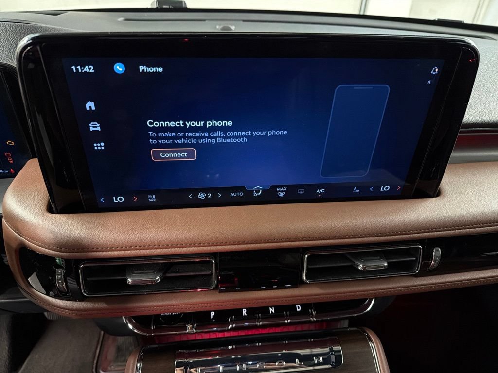 Certified 2025 Lincoln Aviator Reserve w/ Illumination Package AWD/4WD image 10