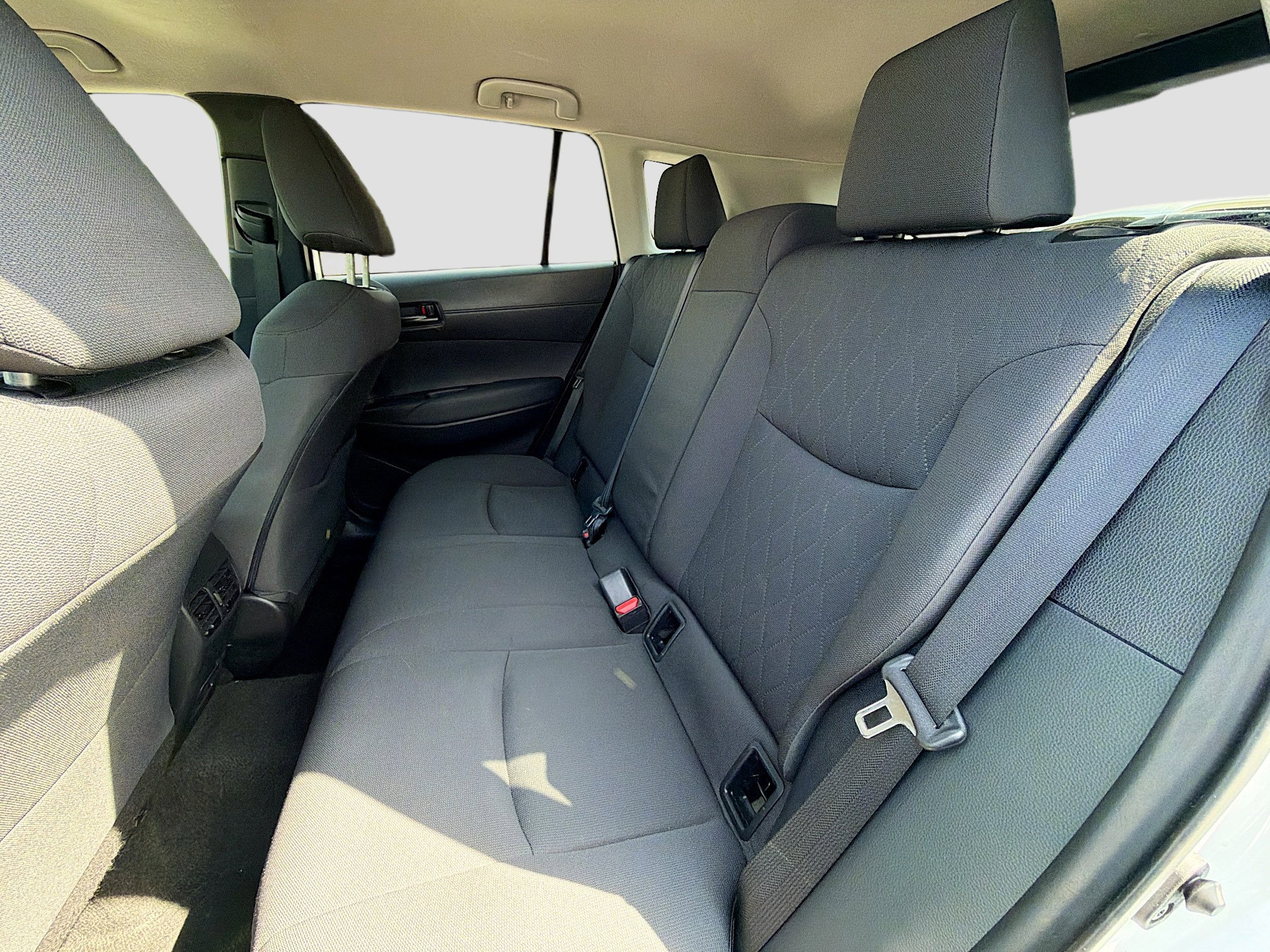 Used 2023 Toyota Corolla Cross LE image 19