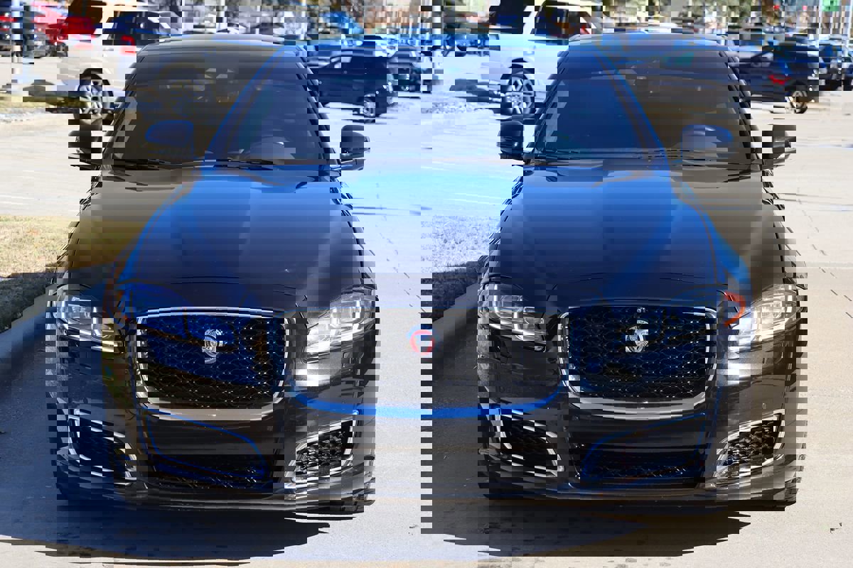 Used 2019 Jaguar XJ L Portfolio image 3