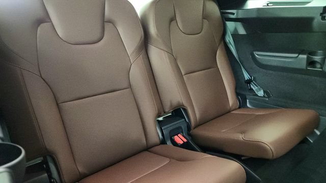 Certified 2023 Volvo XC90 B5 Plus AWD/4WD image 33