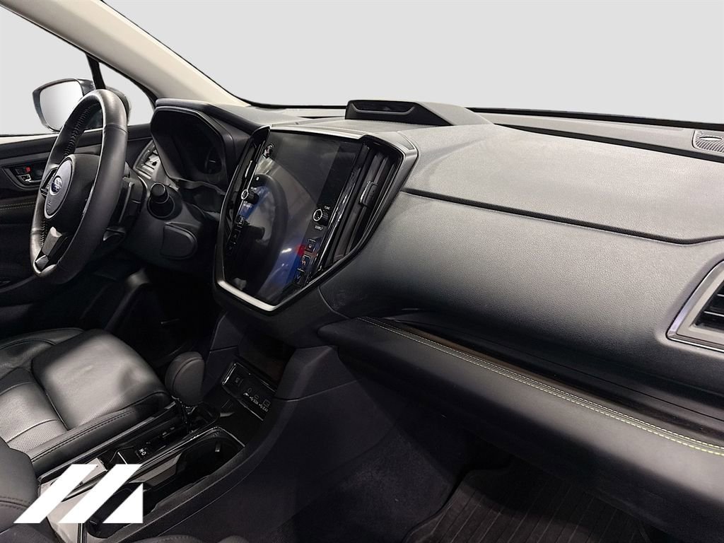 Certified 2025 Subaru Ascent Bronze Edition w/ Onyx Package image 35