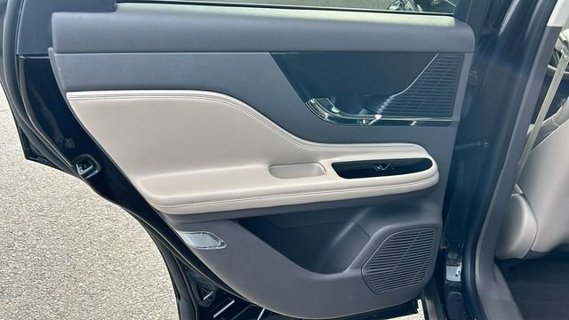 Used 2022 Lincoln Corsair FWD image 14