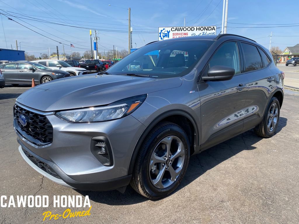 Used 2025 Ford Escape ST-Line Select AWD/4WD image 7