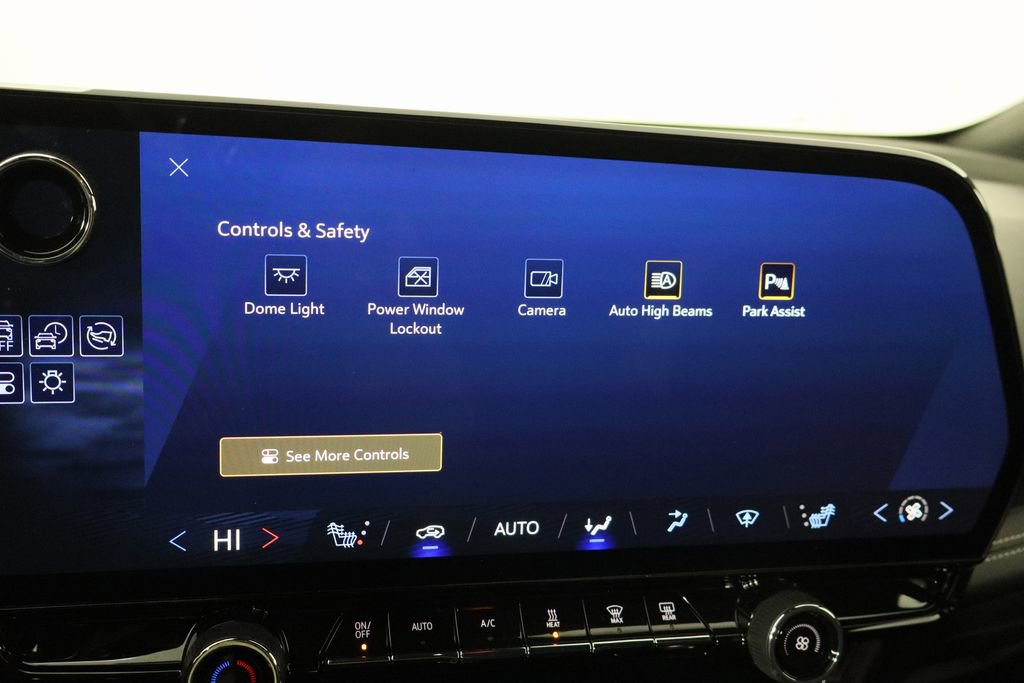 Used 2024 Chevrolet Blazer EV LT image 36