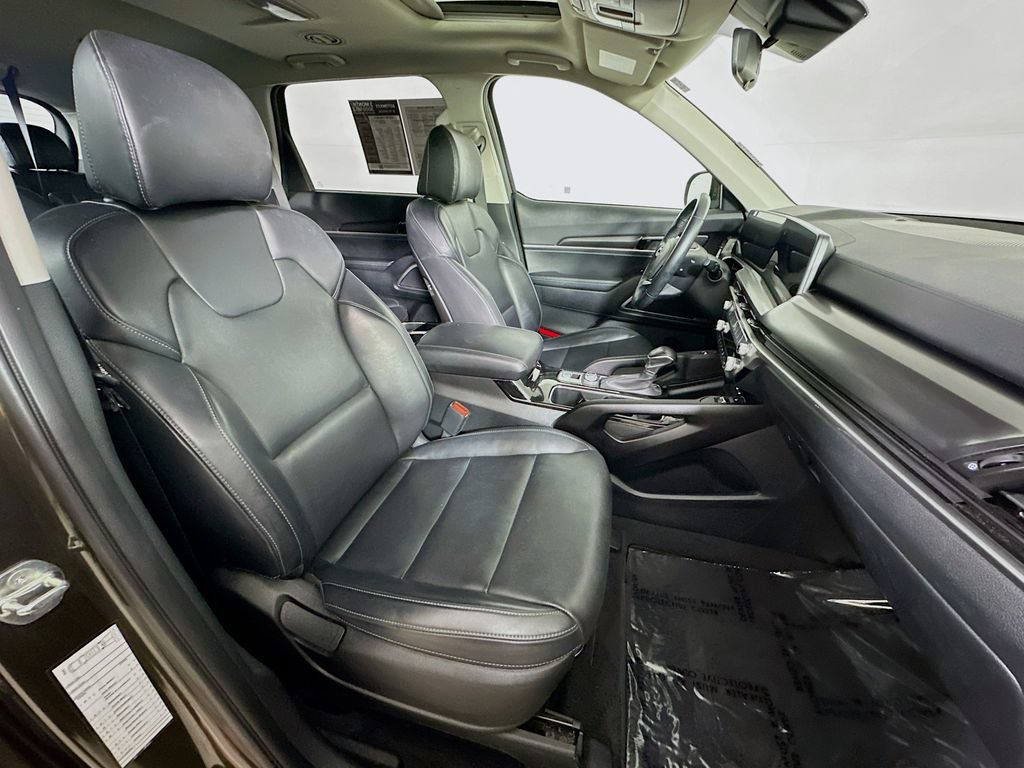 Used 2025 Kia Telluride S AWD/4WD image 12