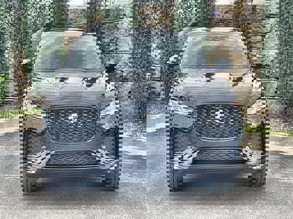 New 2026 Jaguar F-PACE R-Dynamic S image 8