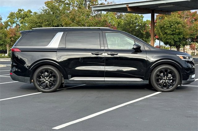 Certified 2022 Kia Carnival SX Prestige image 3