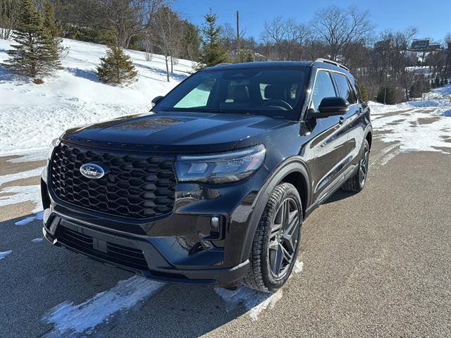 New 2026 Ford Explorer ST-Line w/ ST-Line Street Pack image 8