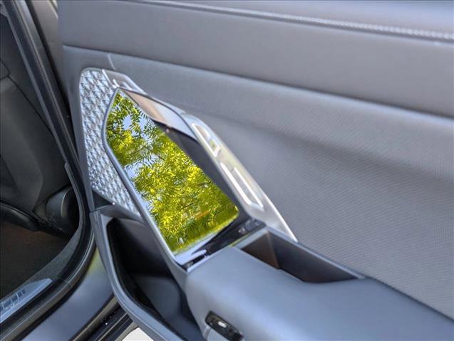 Certified 2023 BMW 760i xDrive image 27