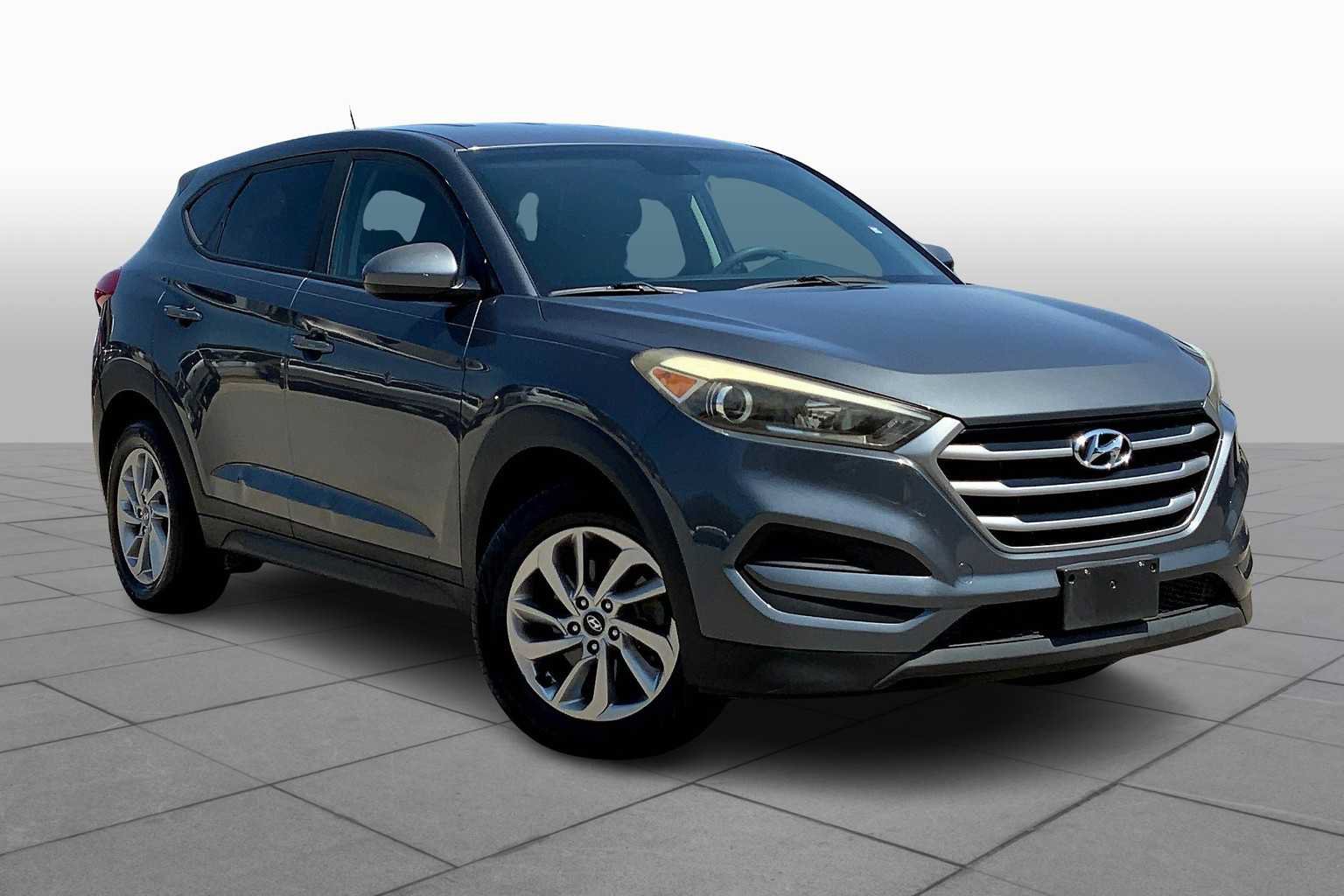 Used 2017 Hyundai Tucson SE FWD image 3