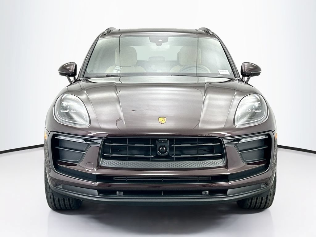 Used 2026 Porsche Macan AWD/4WD image 10