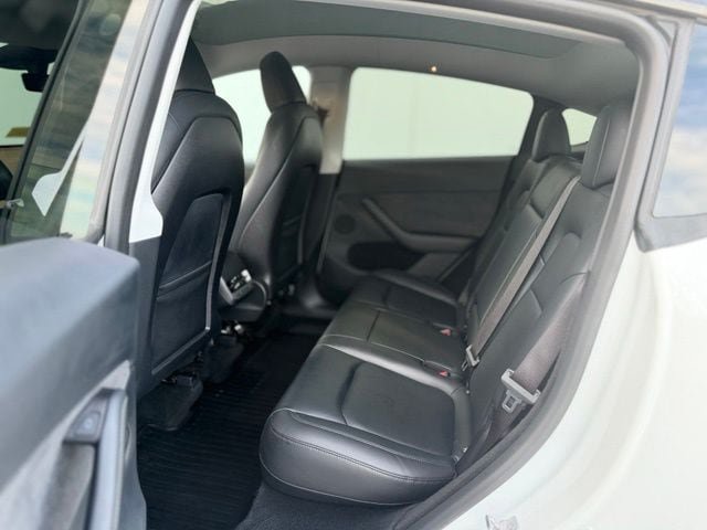 Used 2023 Tesla Model Y Long Range AWD/4WD image 21