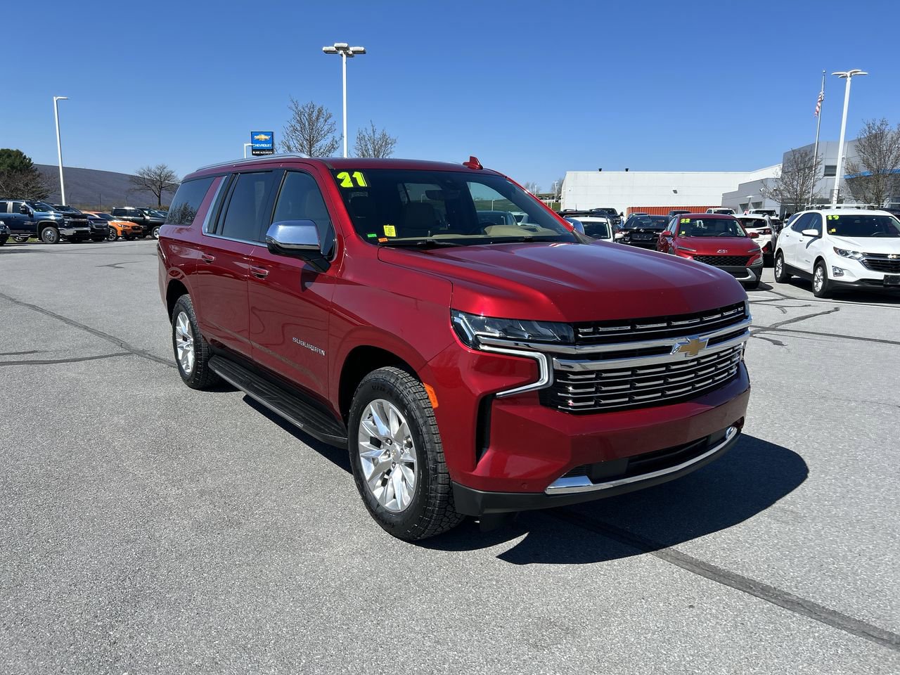 Used 2021 Chevrolet Suburban Premier w/ Premium Package AWD/4WD image 1