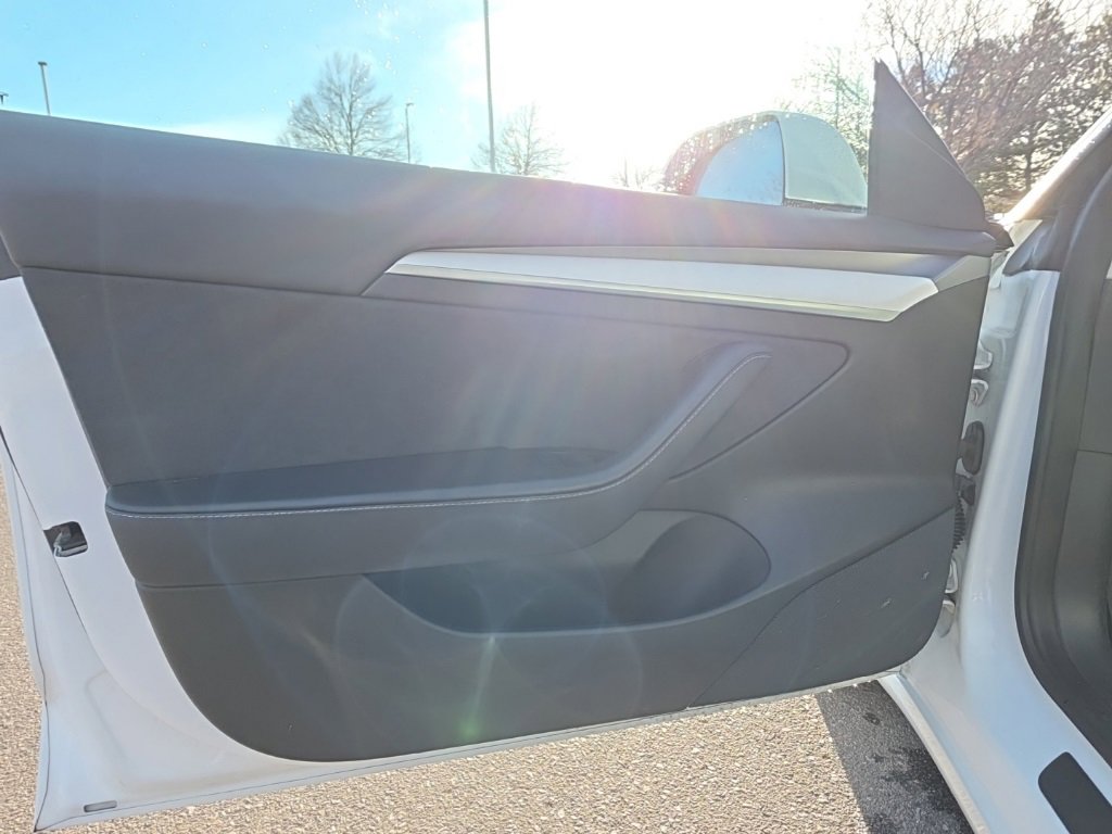 Used 2022 Tesla Model 3 Long Range image 11