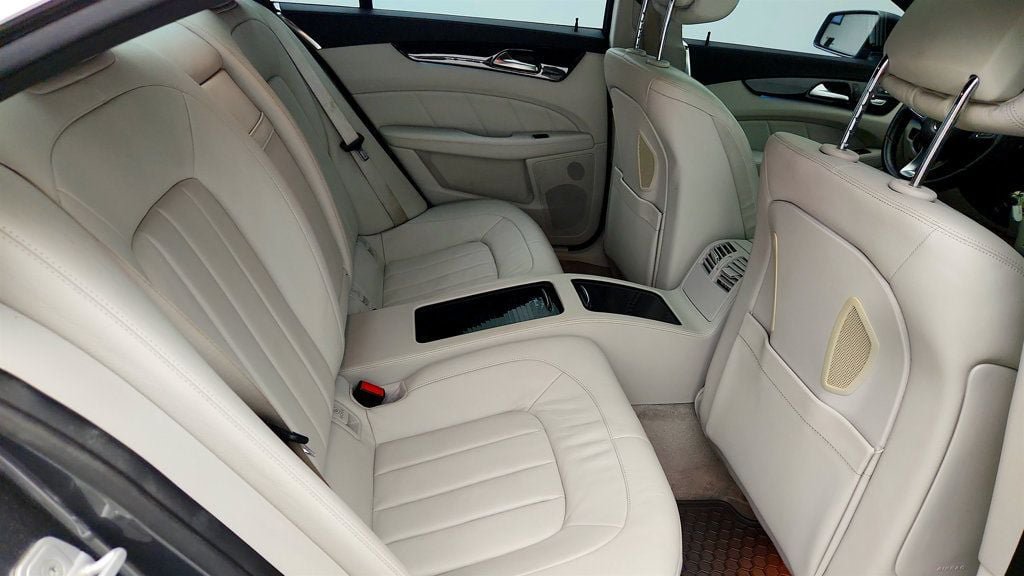 Used 2016 Mercedes-Benz CLS 400 image 22