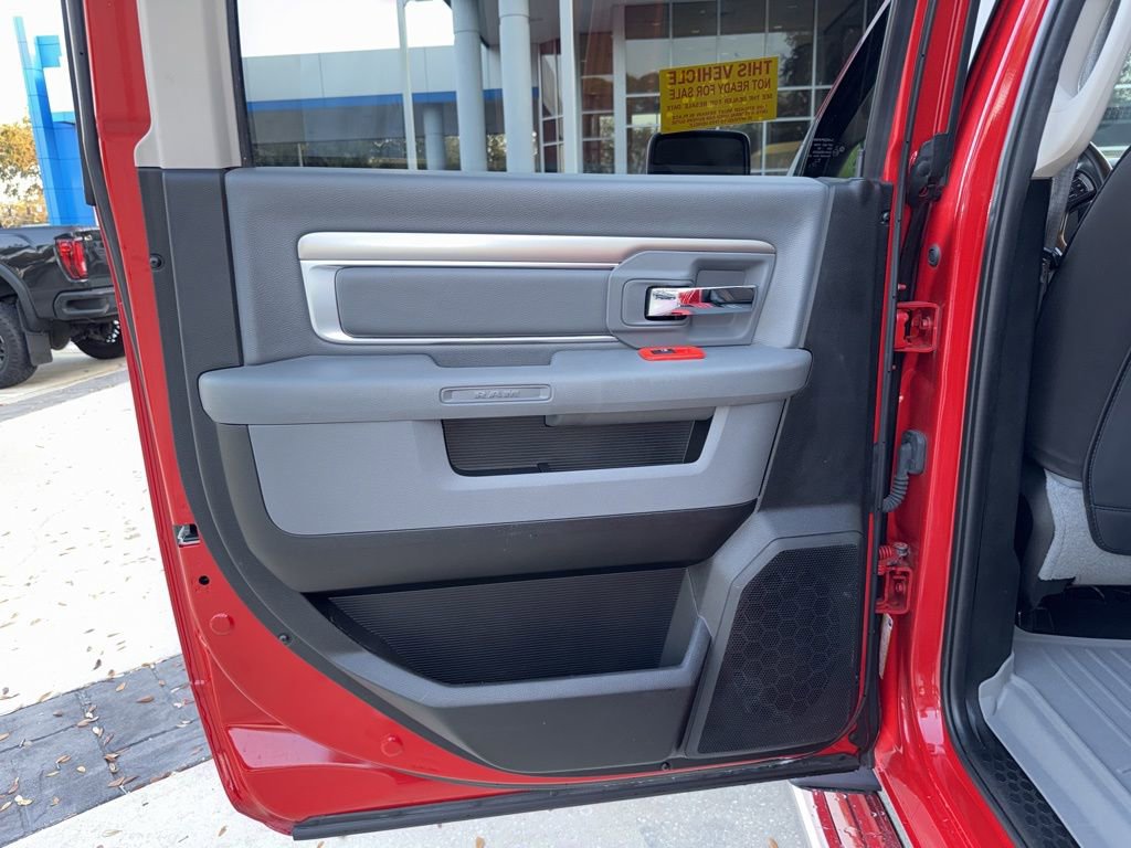 Used 2020 RAM 1500 Classic SLT image 22
