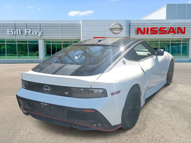 Certified 2025 Nissan Z NISMO w/ Floor Mat Package image 4