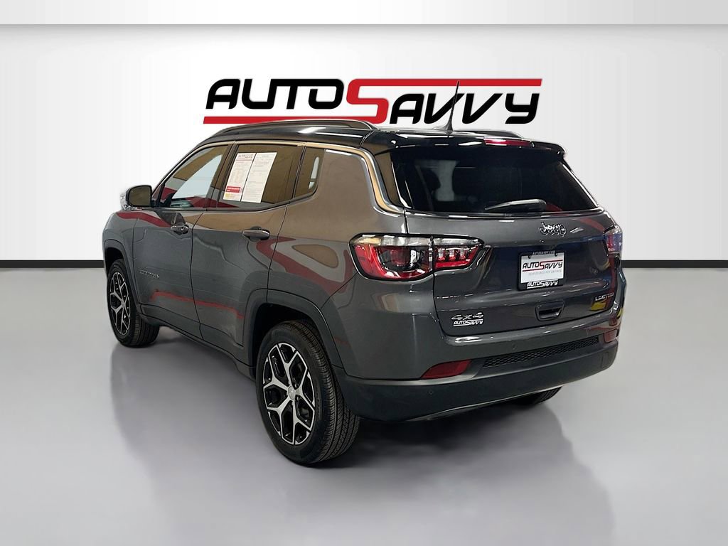 Used 2024 Jeep Compass Limited image 5