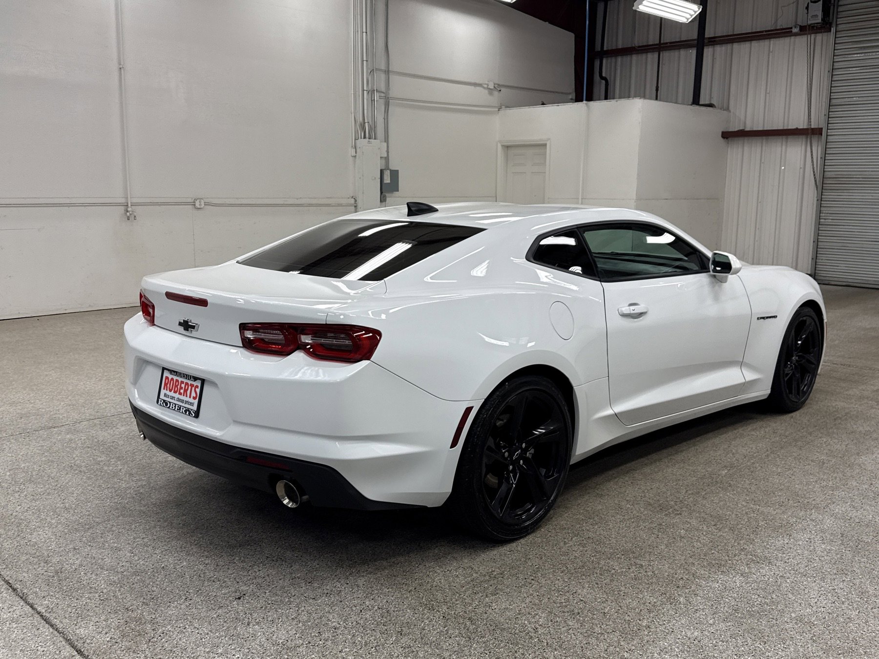 Used 2024 Chevrolet Camaro LT w/ Technology Package image 14