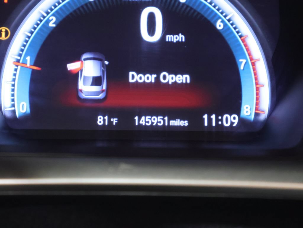 Used 2018 Honda Civic Touring image 36