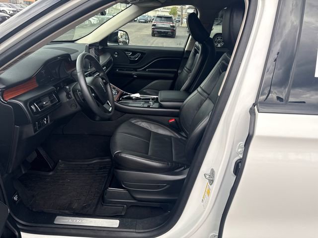 Used 2024 Lincoln Aviator Reserve w/ Jet Package AWD/4WD image 13