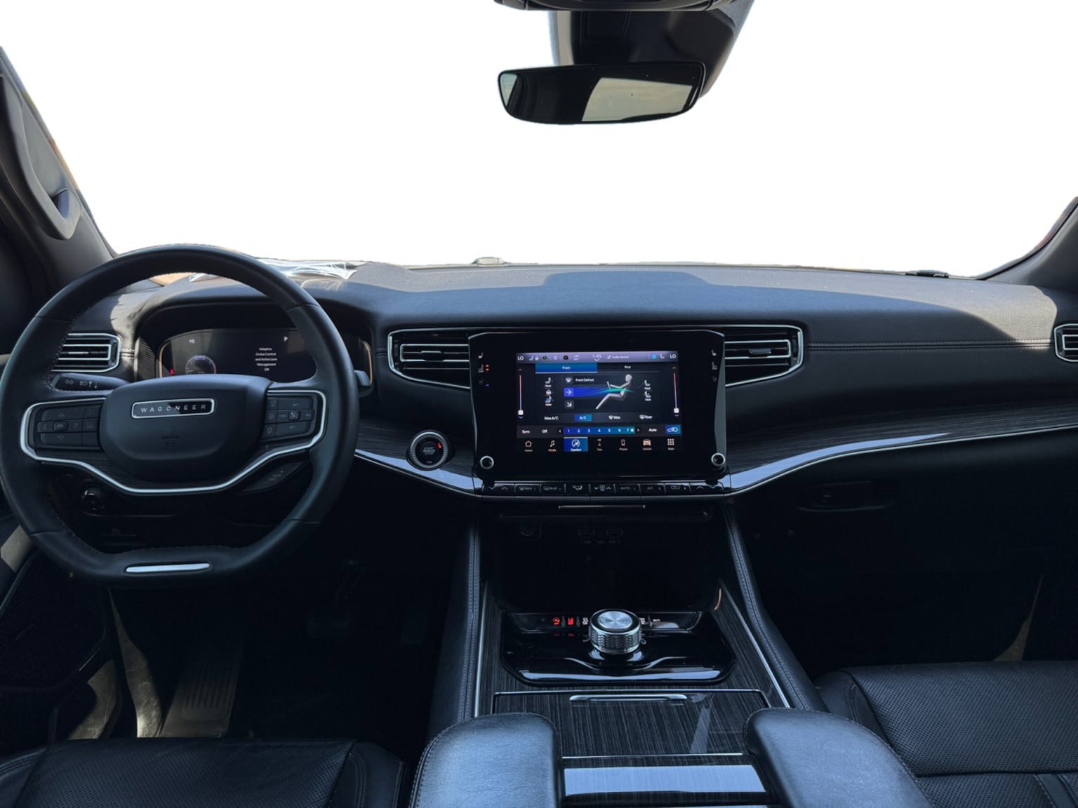 Used 2022 Jeep Wagoneer Series II RWD image 12