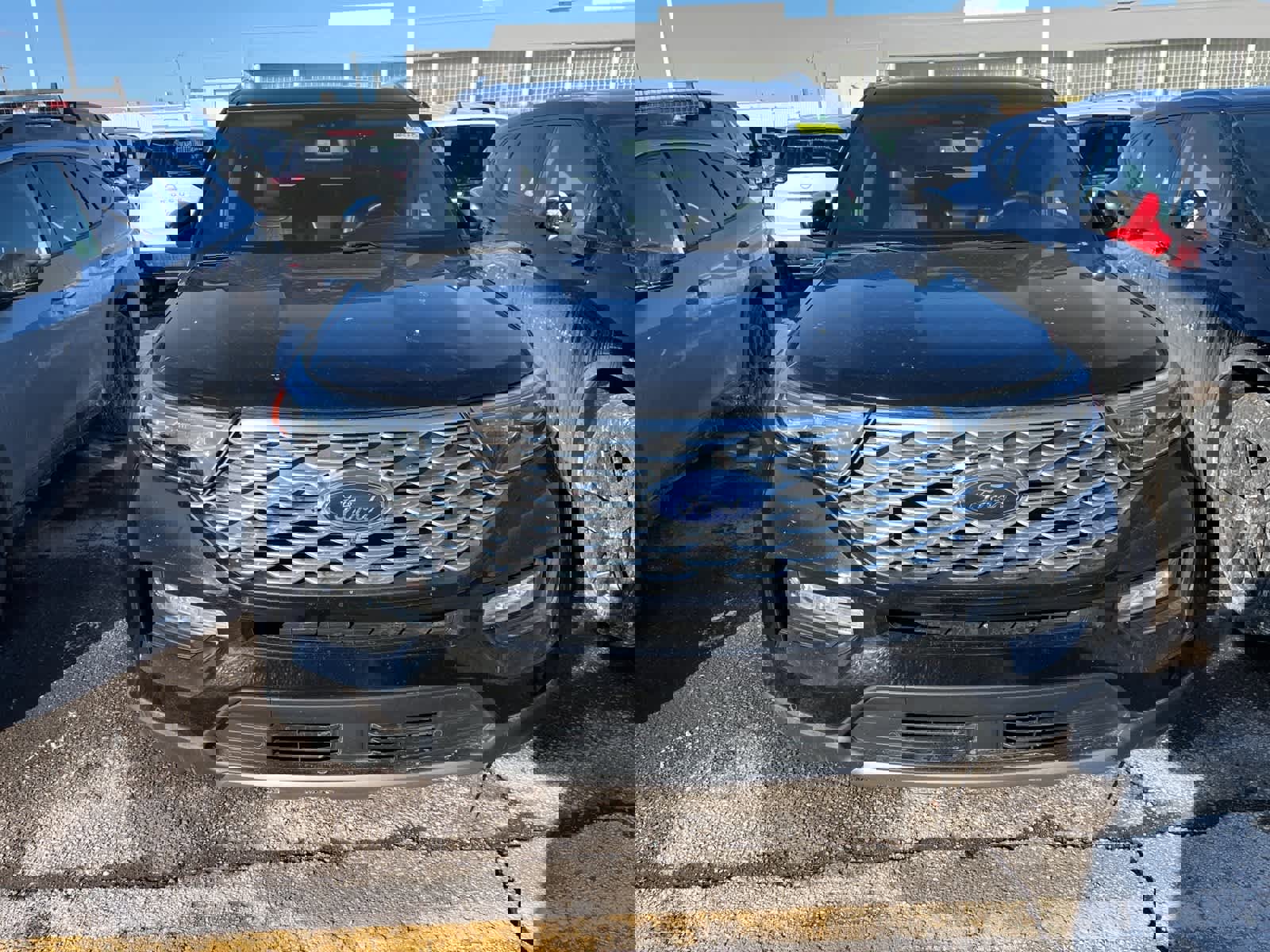 Used 2020 Ford Explorer Platinum w/ Premium Technology Package image 22