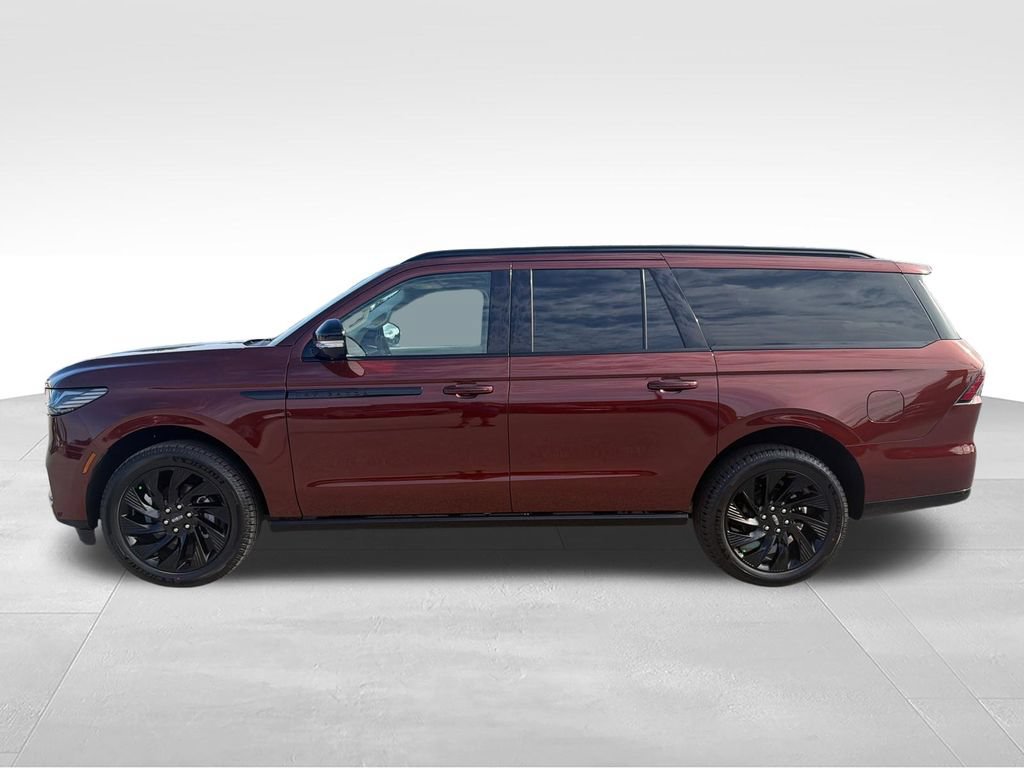 New 2027 Lincoln Navigator L Reserve w/ Jet Appearance Package AWD/4WD image 2