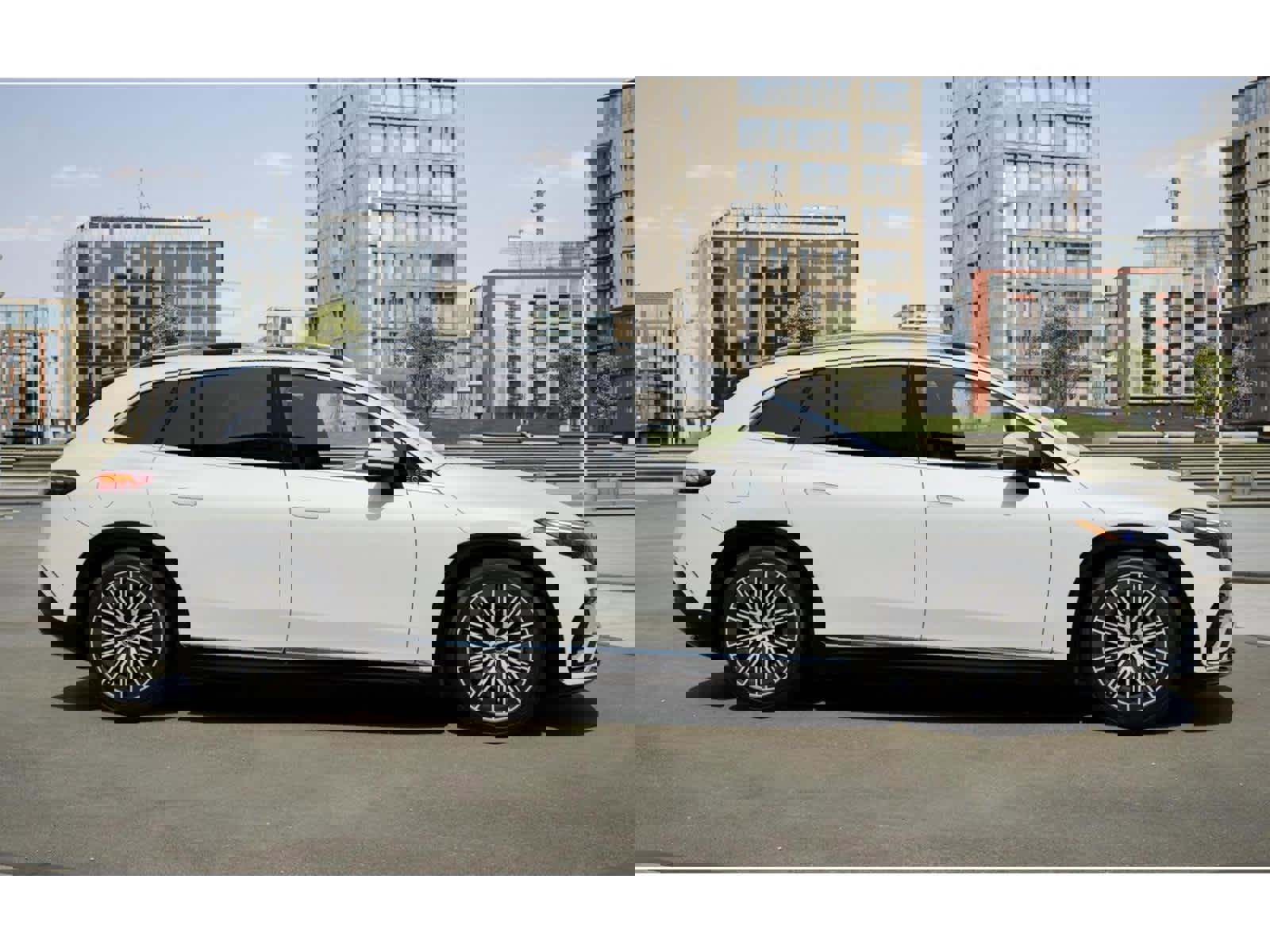 New 2026 Mercedes-Benz EQS 550 4MATIC SUV image 15