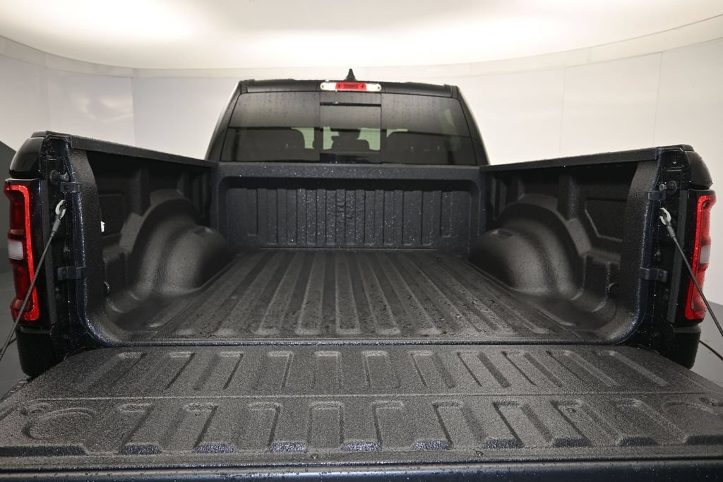 Used 2026 RAM 1500 Big Horn w/ Night Edition AWD/4WD image 24